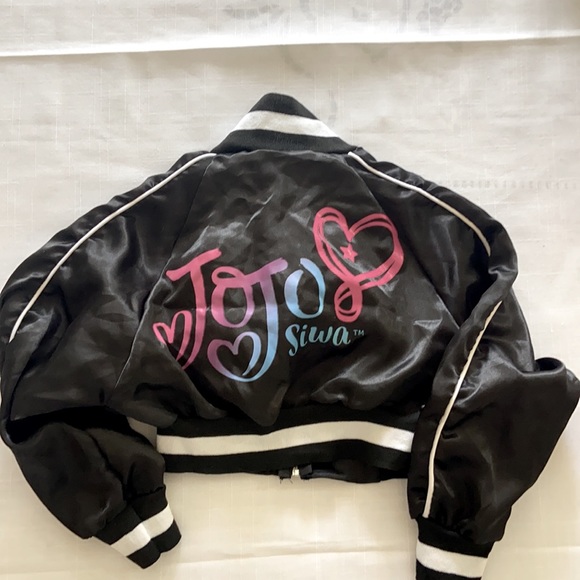 JoJo Siwa child Costume used once.           (Size Small) - Picture 3 of 14